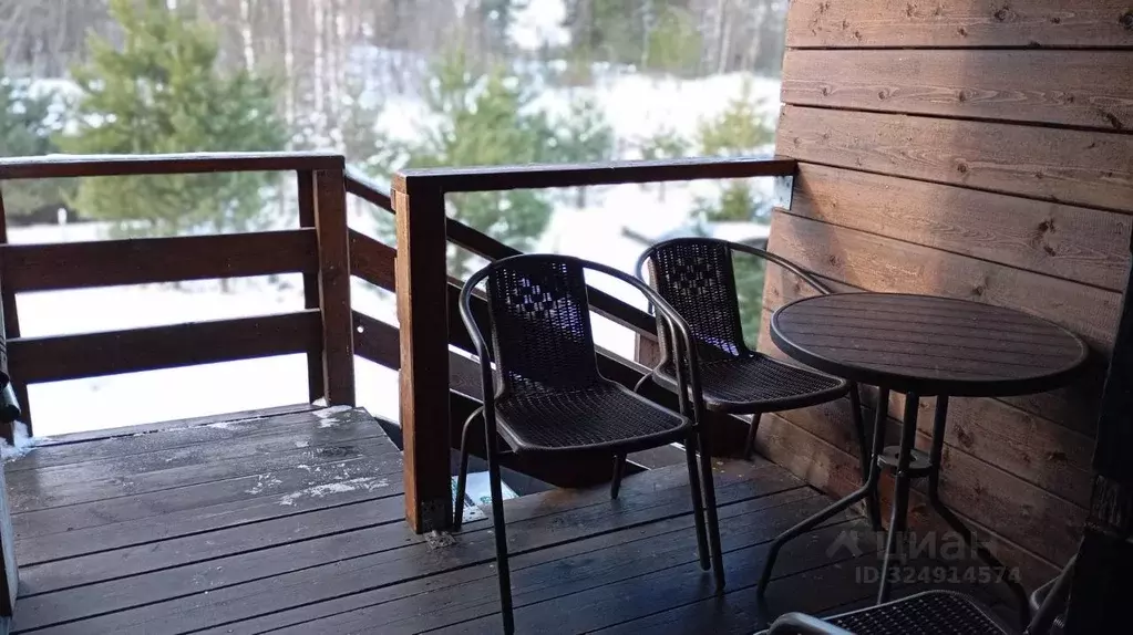 Дом в Карелия, Лахденпохский муниципальный округ, пос. Харвиа  (50 м) - Фото 2