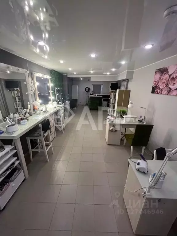 Помещение свободного назначения в Брянская область, Брянск ул. ... - Фото 1