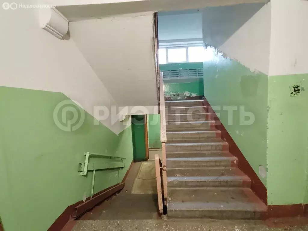 2-комнатная квартира: Мурманск, улица Крупской, 35 (45.7 м) - Фото 0