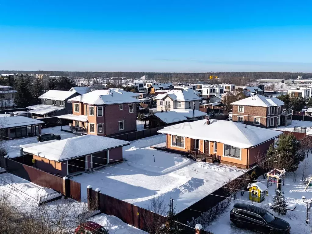 Дом в Ленинградская область, Ломоносовский район, Аннинское городское ... - Фото 2