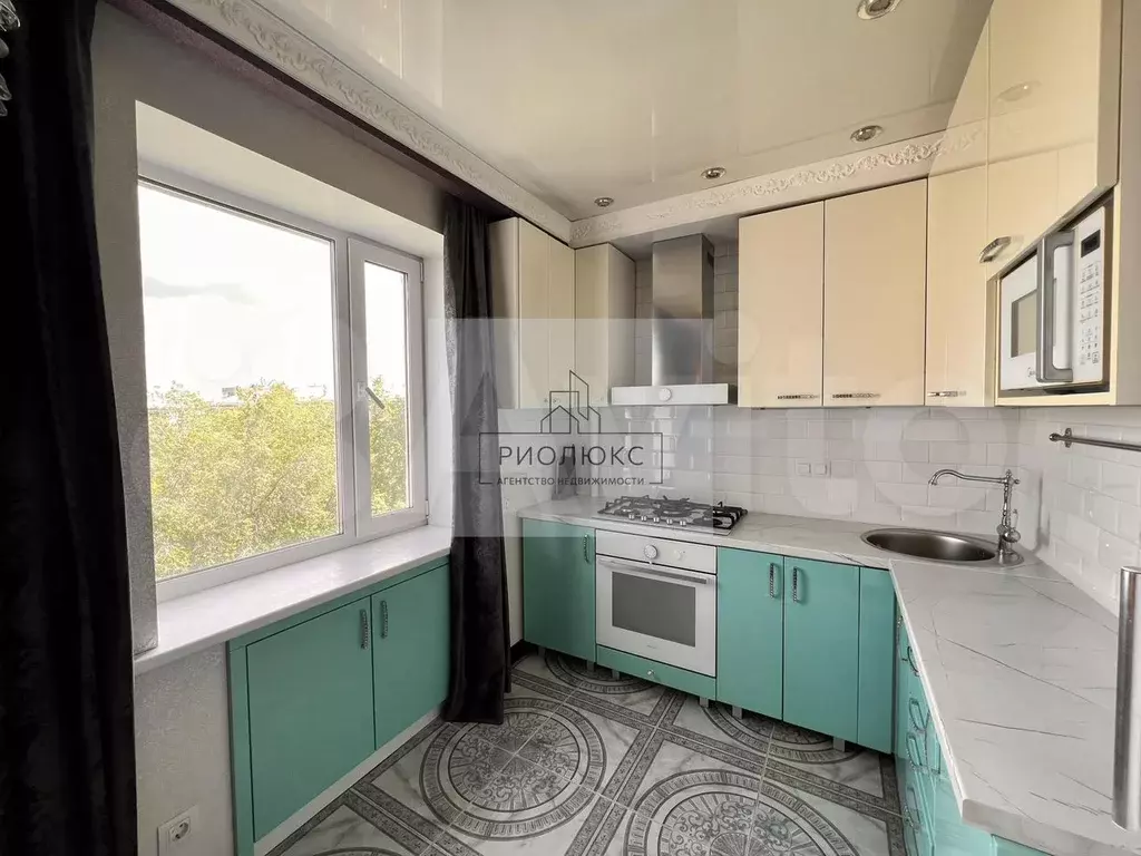 2-к. квартира, 46 м, 5/5 эт. - Фото 1