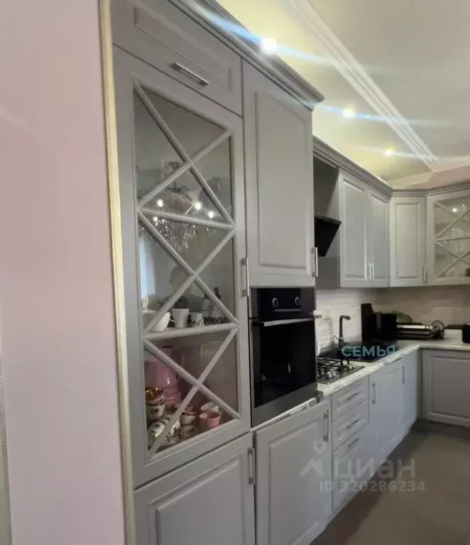 Дом в Северная Осетия, Владикавказ Средняя ул., 7 (250 м) - Фото 2