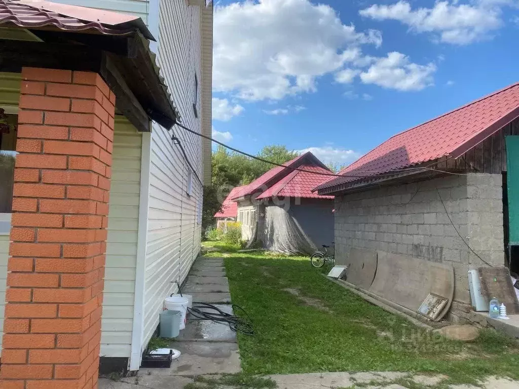 Дом в Калужская область, Село Бабынино с/пос, с. Бабынино  (300 м) - Фото 2