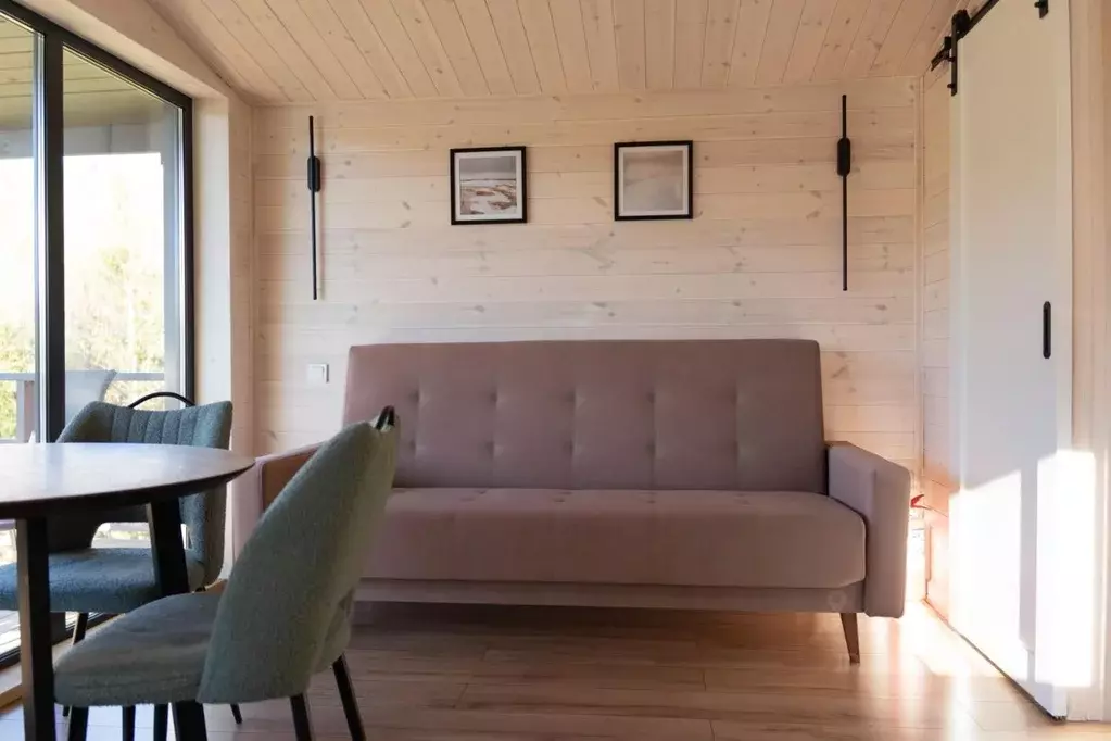 Дом в Пермский край, Губахинский муниципальный округ, Усьва рп ул. ... - Фото 1