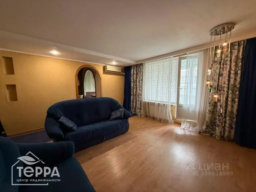3-к кв. Крым, Евпатория ул. Интернациональная, 143 (76.0 м) - Фото 1