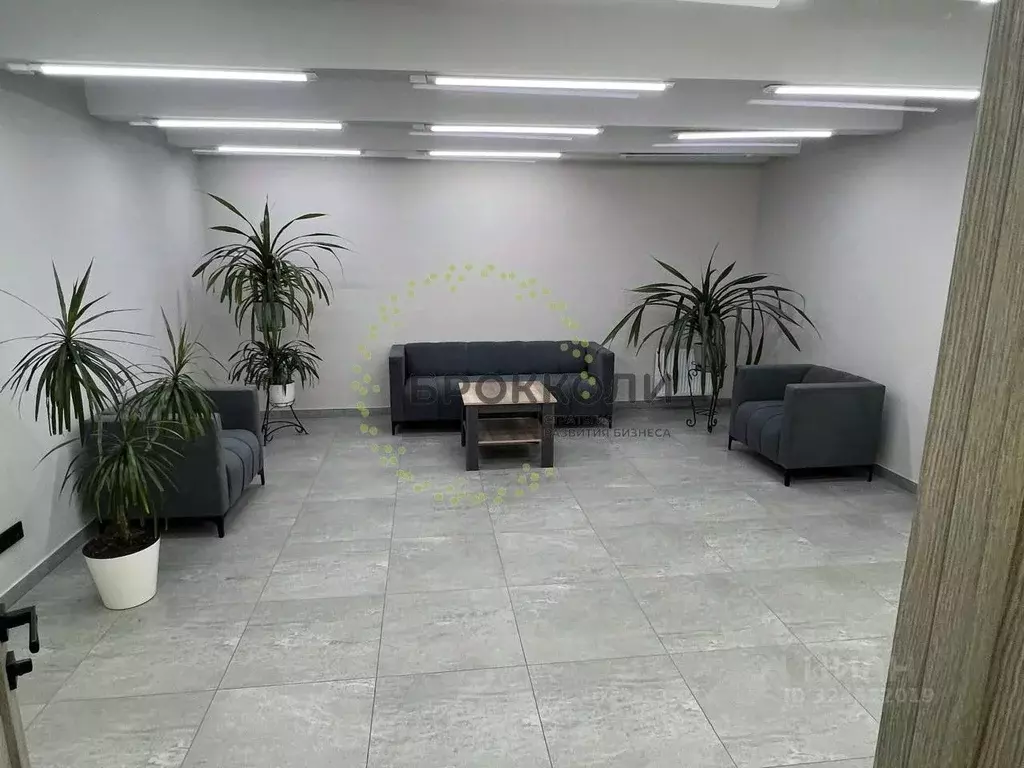 Помещение свободного назначения в Ростовская область, Таганрог ул. ... - Фото 1