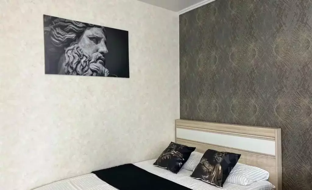 1-к кв. Красноярский край, Красноярск Взлетная ул., 7К (30.0 м) - Фото 1