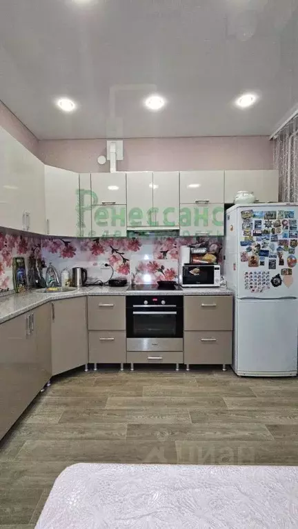 2-к кв. Брянская область, Брянск ул. Горняков, 5 (60.0 м) - Фото 1