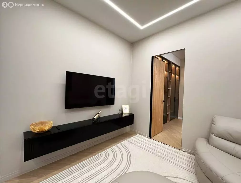 3-комнатная квартира: Зеленоградск, улица Гагарина, 87 (63.2 м) - Фото 1