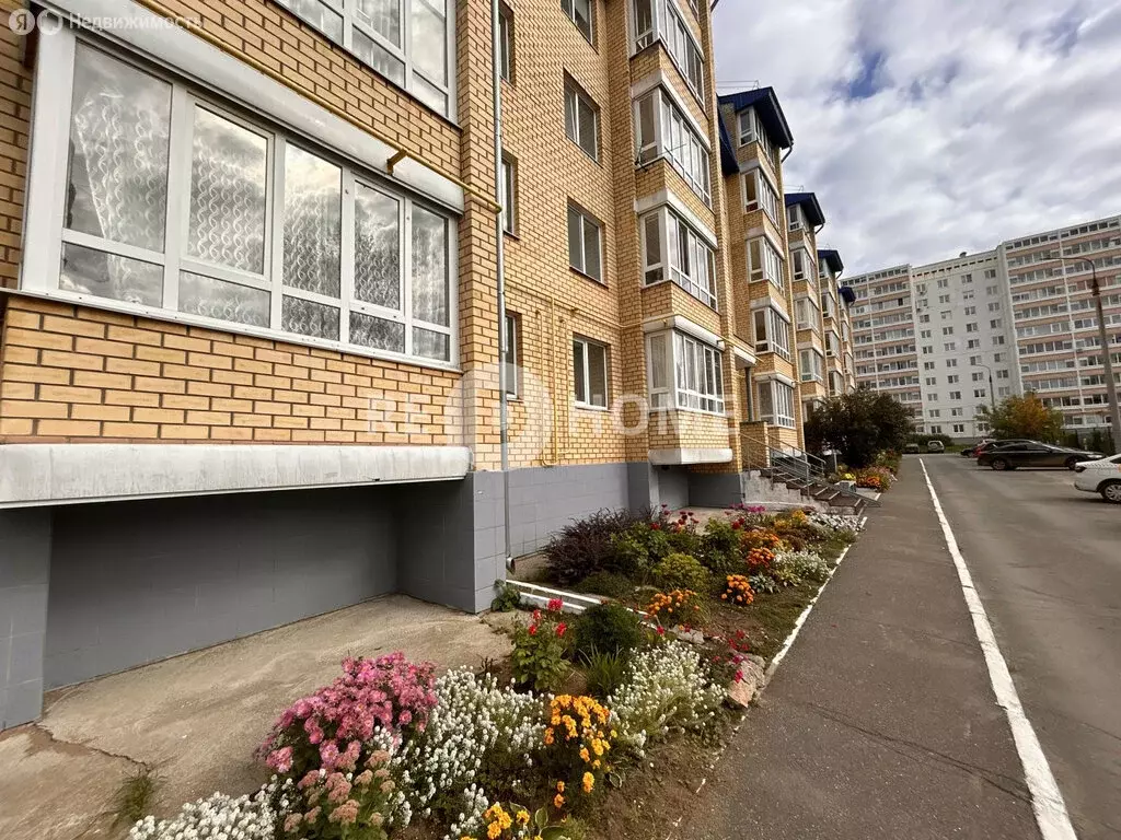 2-комнатная квартира: Пермь, улица Менжинского, 34 (59.2 м) - Фото 1
