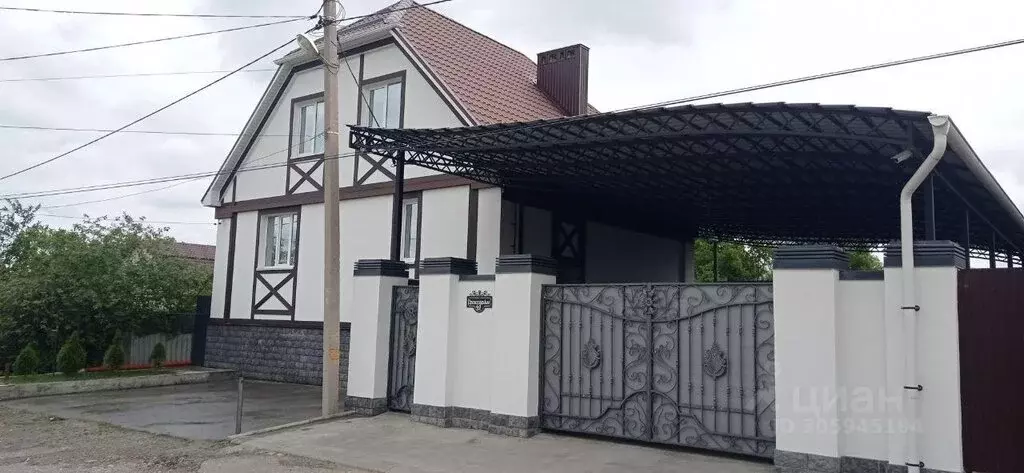 Дом в Михайловск, улица Орджоникидзе (197 м) - Фото 0