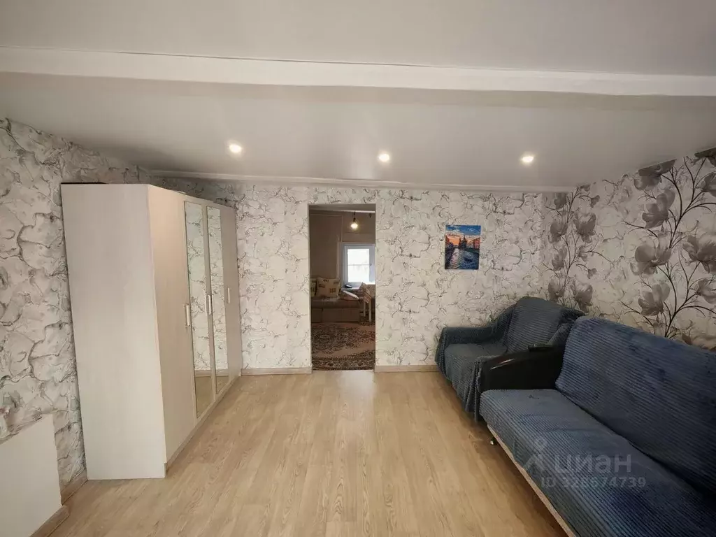 Дом в Самарская область, Самара Старо-Набережная ул., 1 (50 м) - Фото 1