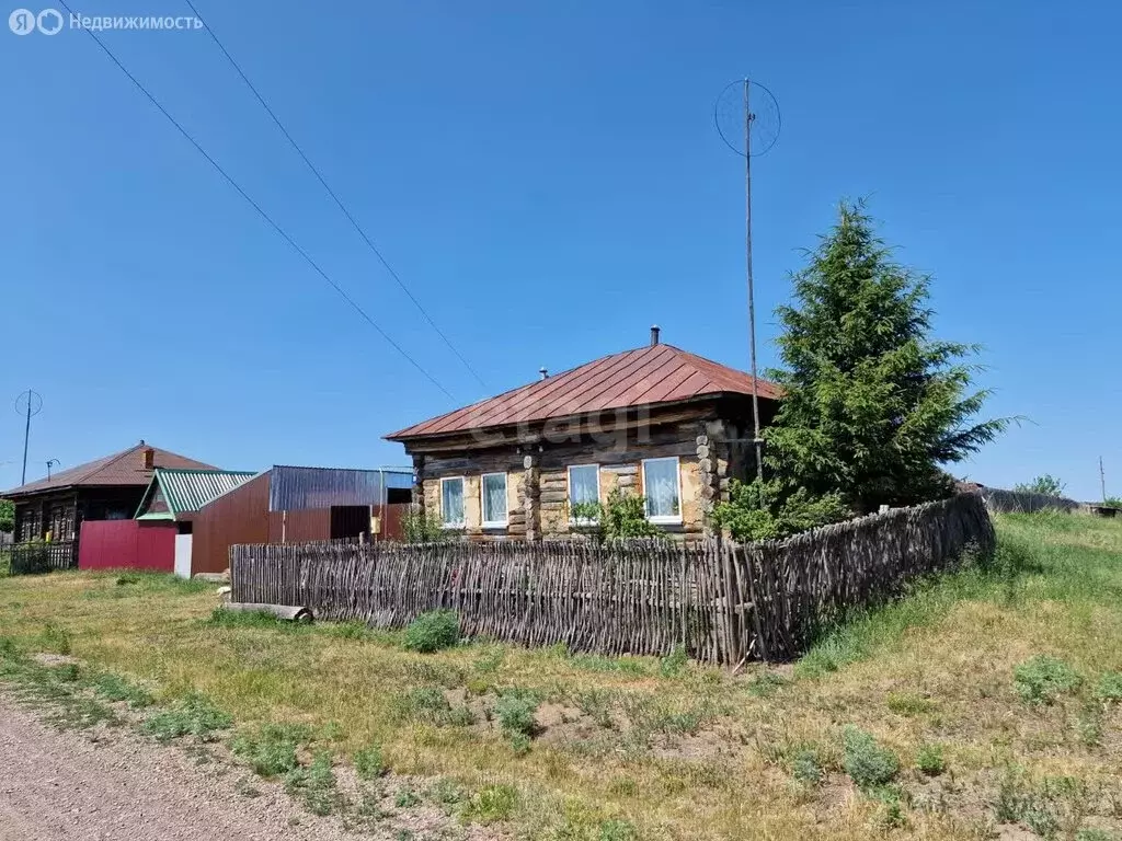 Дом в Курганская область, Шадринский муниципальный округ, посёлок ... - Фото 0