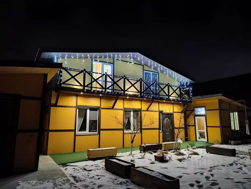 Дом в Иркутская область, Ангарск 258-й кв-л,  (100 м) - Фото 0