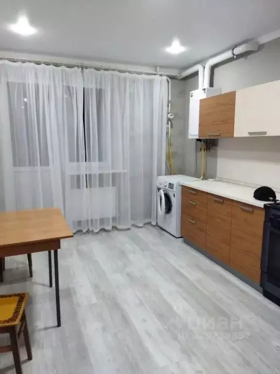 1-к кв. Ростовская область, Батайск ул. Гастелло, 4Б (42.0 м) - Фото 1