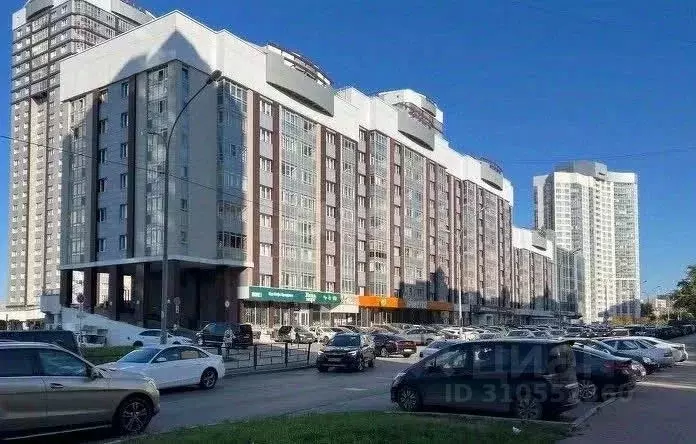 Гараж в Свердловская область, Екатеринбург ул. Юмашева, 5 (15 м) - Фото 1