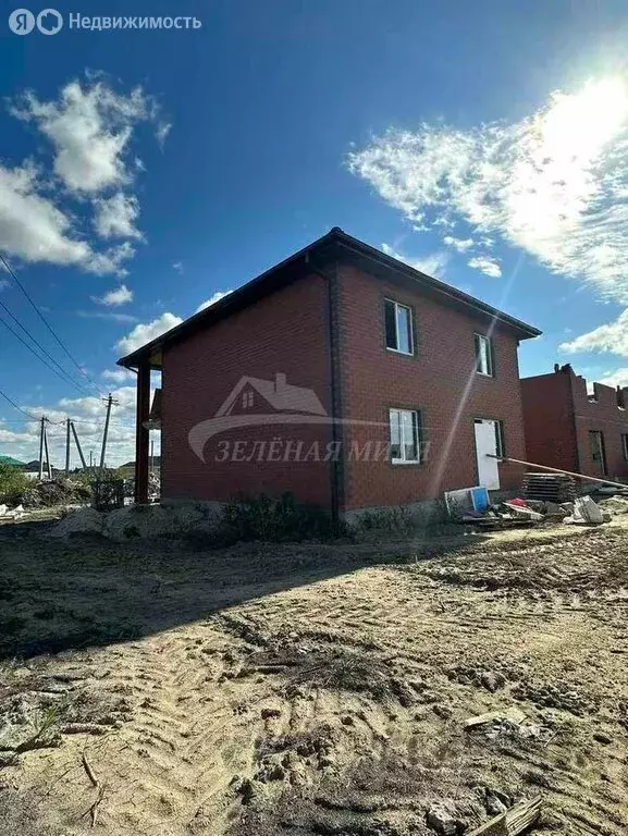 Дом в Тюмень, Омутинская улица (150 м) - Фото 1