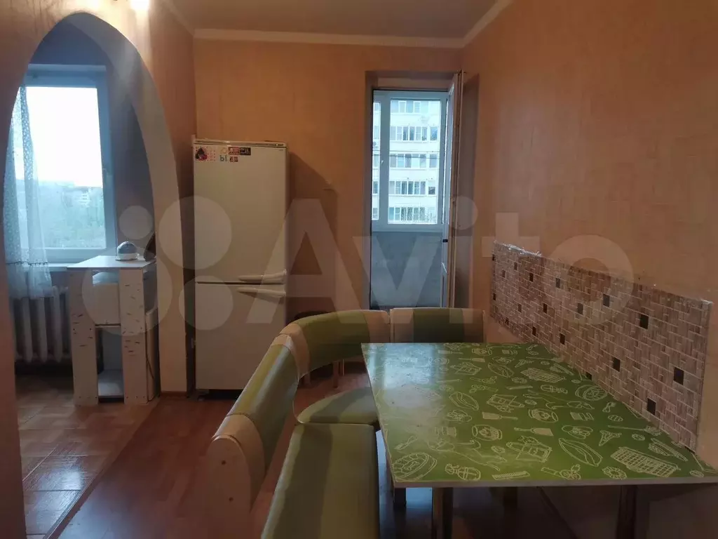 2-к. квартира, 60 м, 5/10 эт. - Фото 0