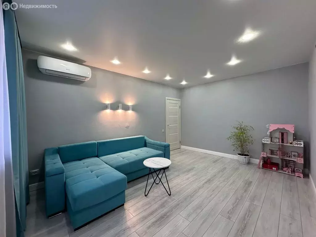 2-комнатная квартира: Киров, Северо-Садовая улица, 19А (51.2 м) - Фото 1