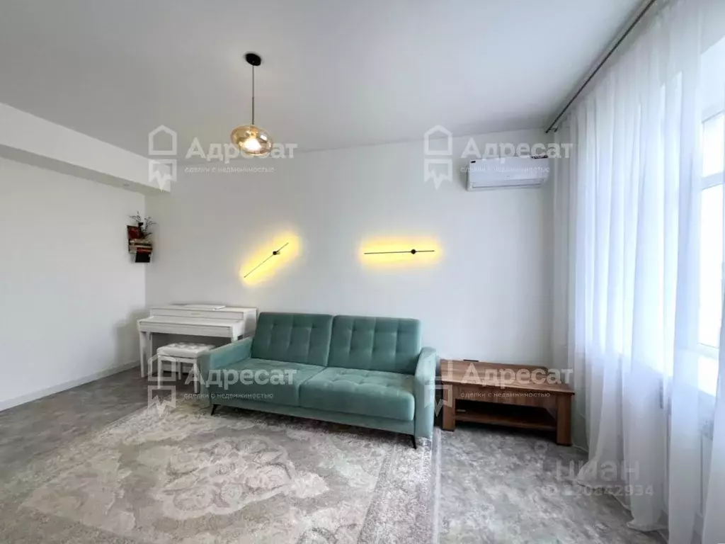 3-к кв. Волгоградская область, Волгоград ул. Дзержинского, 19 (80.8 м) - Фото 1