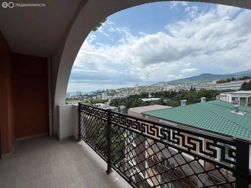 2-комнатная квартира: Ялта, улица Щорса, 10В (49.3 м) - Фото 1