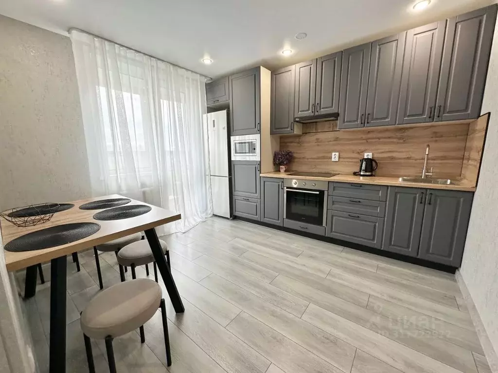 2-к кв. Татарстан, Казань ул. Архитектора Гайнутдинова, 26к6 (70.0 м) - Фото 0