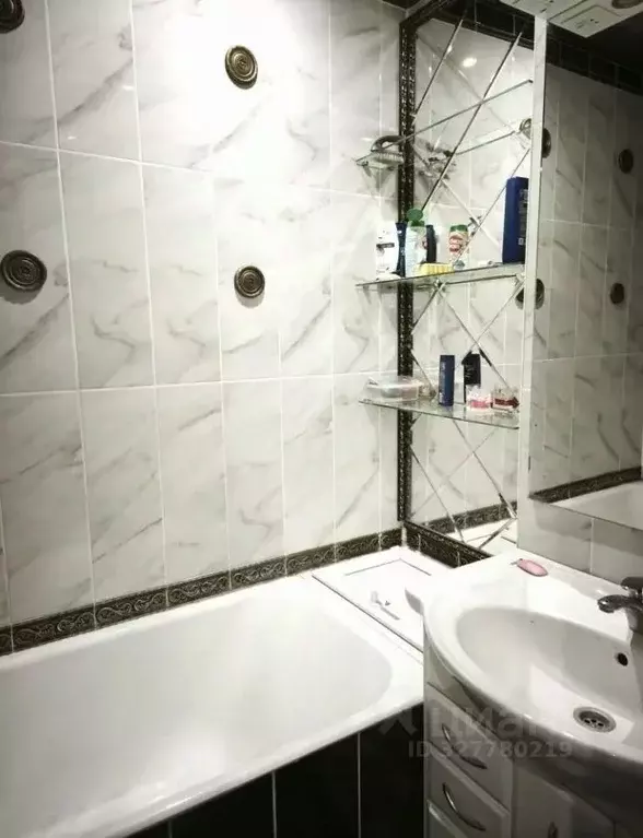 3-к кв. Бурятия, Улан-Удэ 142-й мкр, 60Б (77.1 м) - Фото 2