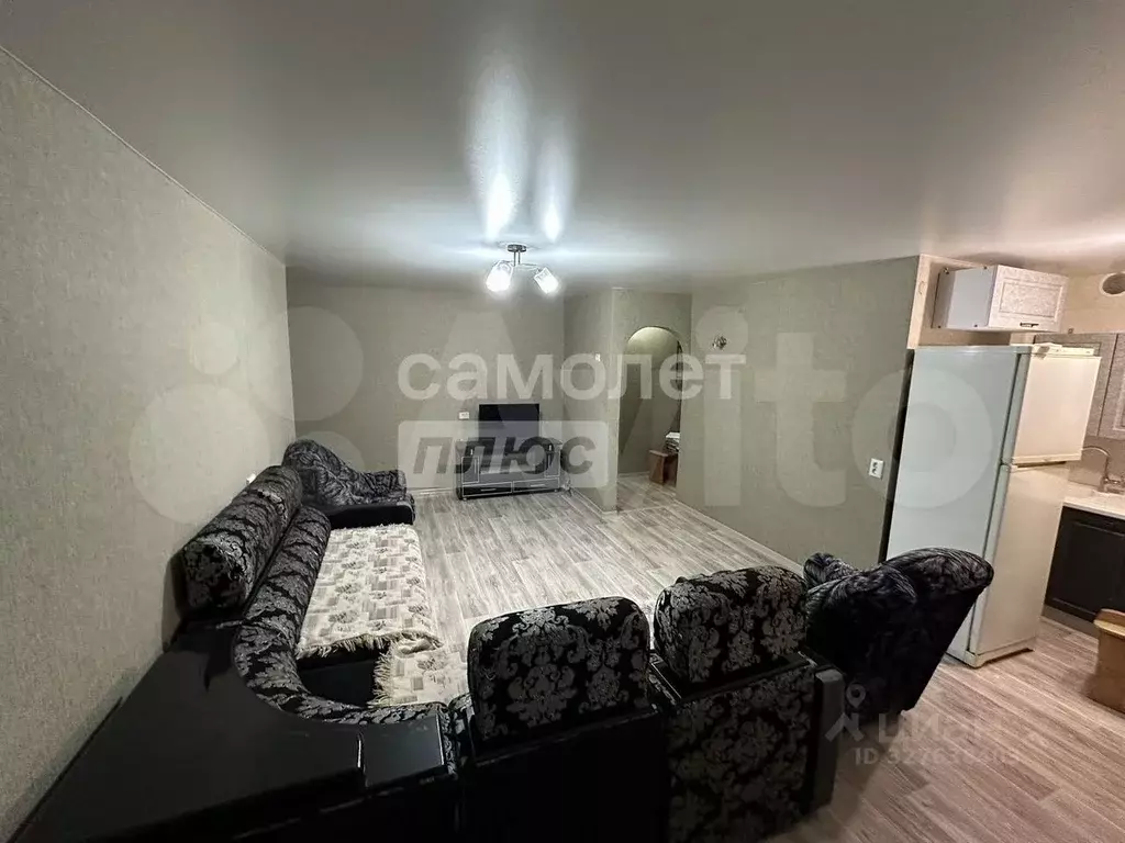 3-к кв. Калмыкия, Элиста 1-й мкр, 22 (54.8 м) - Фото 1