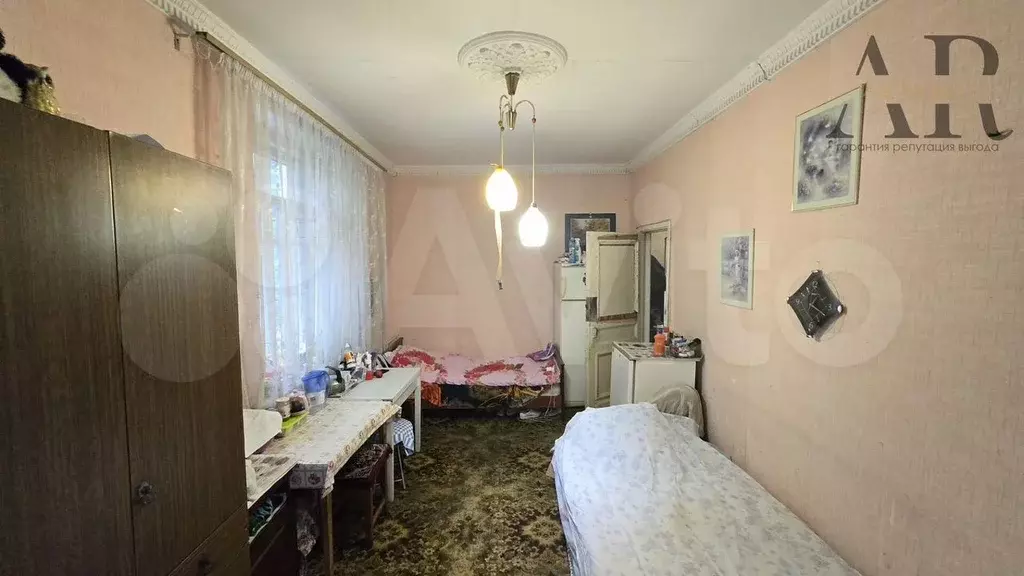 Комната 17 м в 3-к., 2/3 эт. - Фото 0