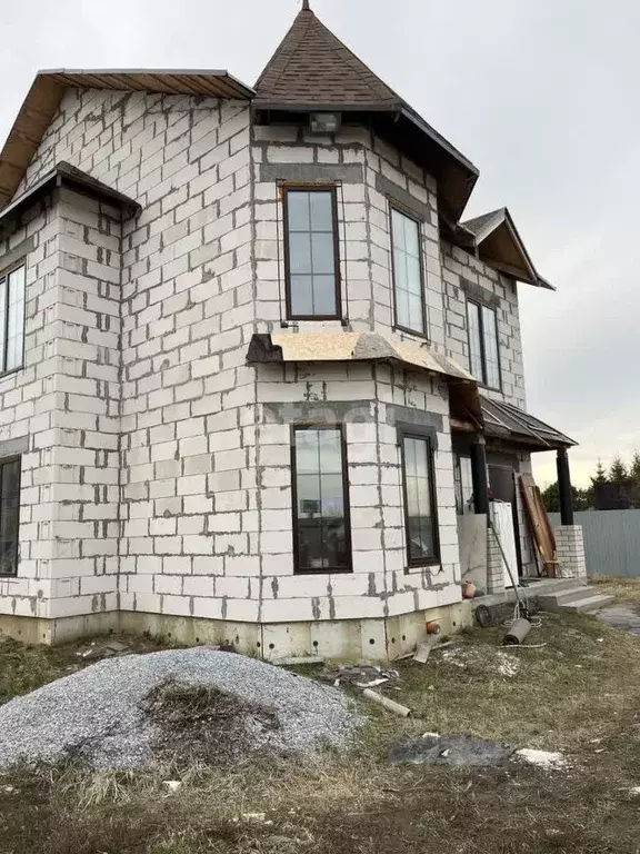Дом в Тюменская область, Тюменский муниципальный округ, д. Елань ул. ... - Фото 1