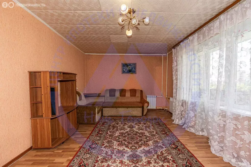 3-комнатная квартира: Курган, улица Космонавтов, 2 (67.8 м) - Фото 1