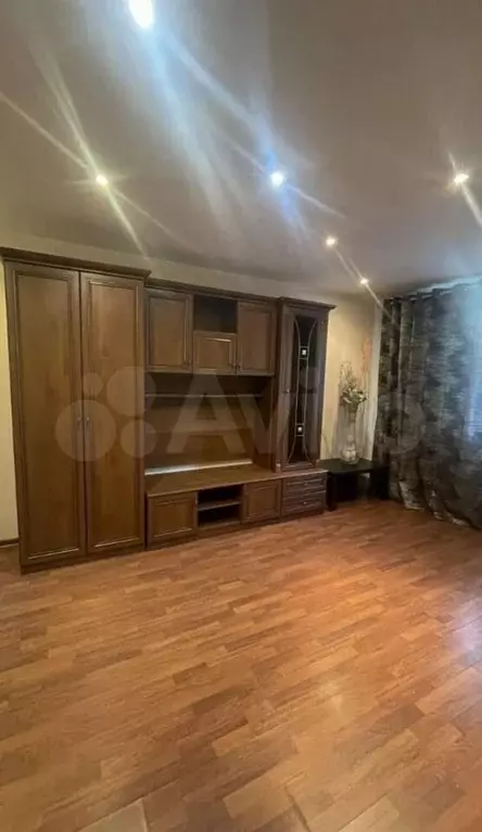 1-к. квартира, 38 м, 1/1 эт. - Фото 0