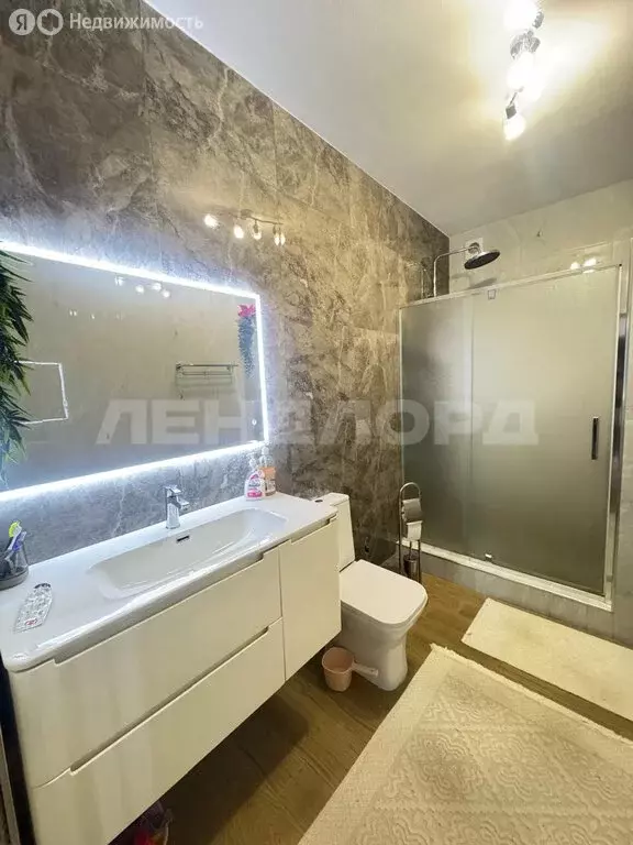 Дом в Ростов-на-Дону, Вертикальная улица (400 м) - Фото 0