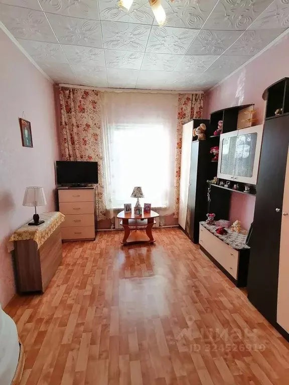 Дом в Свердловская область, Тугулымский муниципальный округ, пос. ... - Фото 1