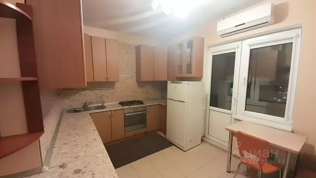 1-к кв. Краснодарский край, Новороссийск Южная ул., 7 (40.0 м) - Фото 1