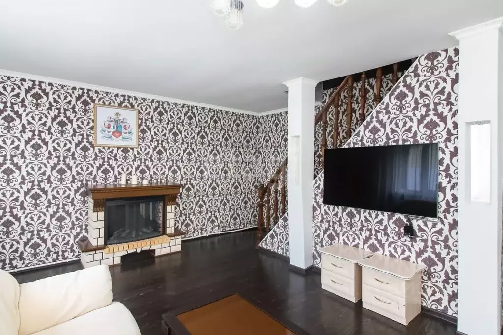 Дом в Ханты-Мансийский АО, Ханты-Мансийск пос. Овоще-Молочный ... - Фото 1