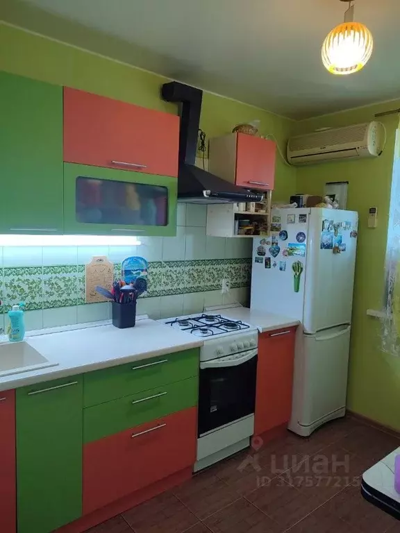 2-к кв. Саратовская область, Саратов ул. Ново-Астраханская, 16/20 ... - Фото 1