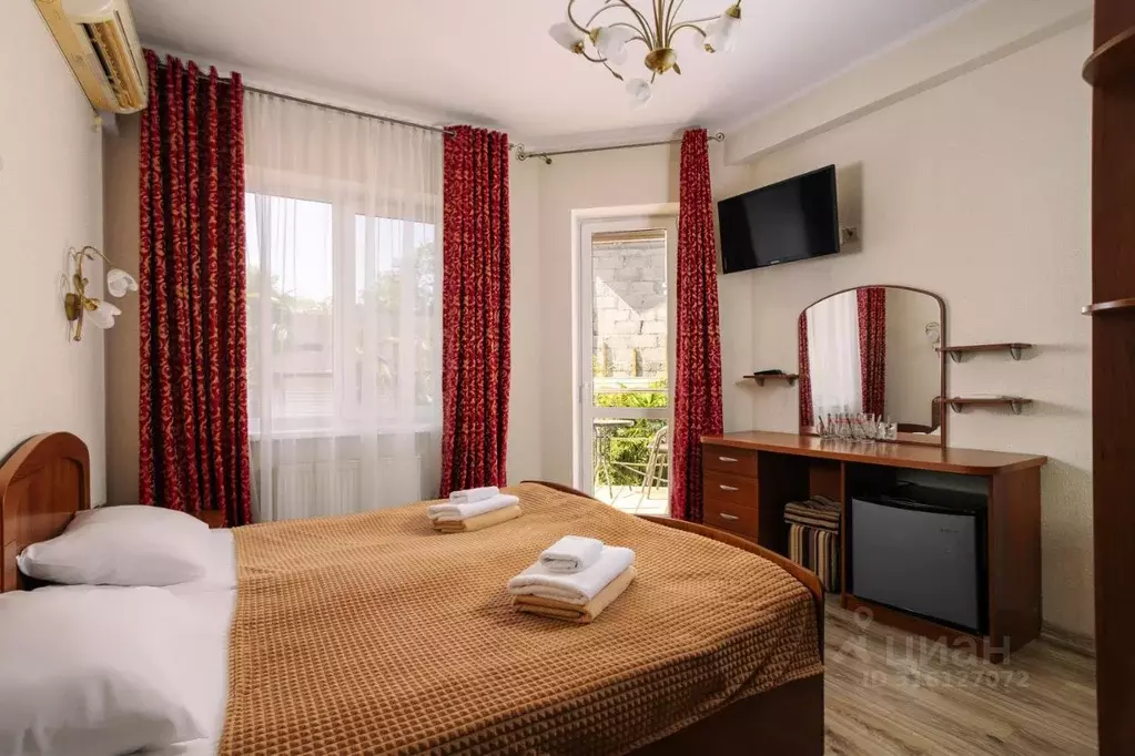 Комната Краснодарский край, Сочи ул. Аллея Челтенхема, 5 (30.0 м) - Фото 1