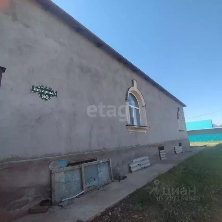 Дом в Оренбургская область, Оренбургский район, с. Подгородняя ... - Фото 1