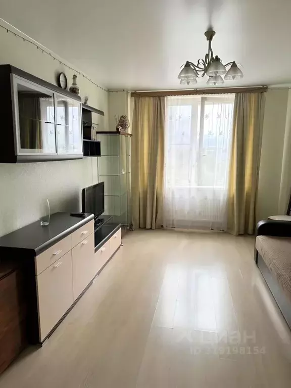 2-к кв. Санкт-Петербург Гжатская ул., 22к3 (67.3 м) - Фото 0