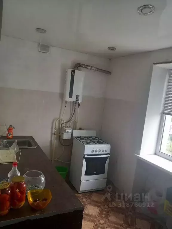 2-к кв. Белгородская область, Старооскольский городской округ, с. ... - Фото 1