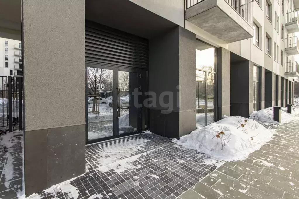 Помещение свободного назначения в Тюменская область, Тюмень ул. ... - Фото 1