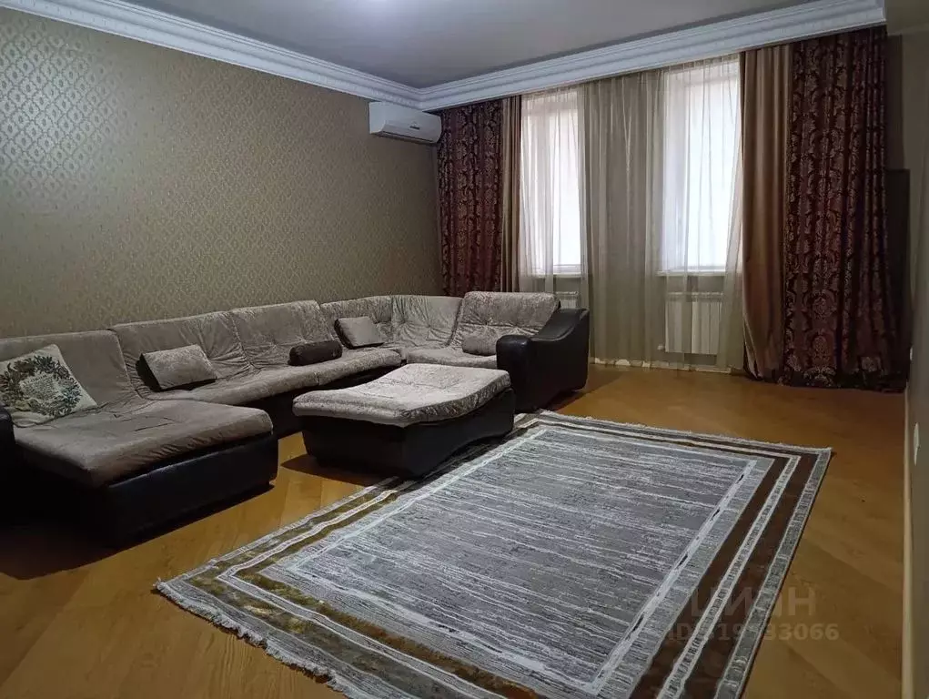 3-к кв. Дагестан, Махачкала ул. Каримова, 16 (140.0 м) - Фото 0