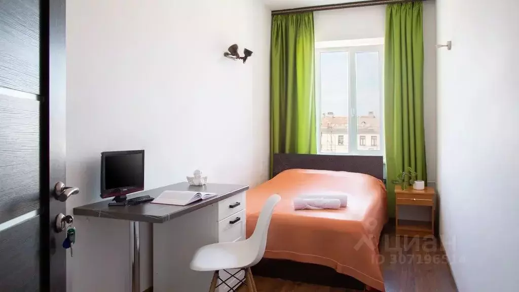 Комната Санкт-Петербург 4-я Красноармейская ул., 14 - Фото 1