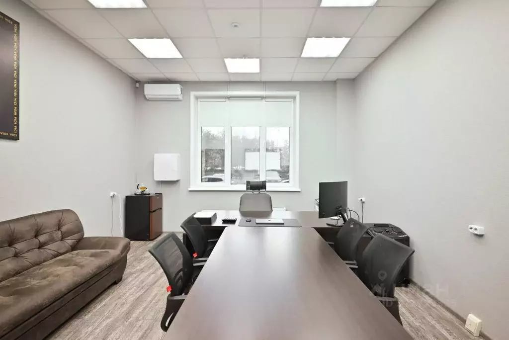 Офис в Красноярский край, Красноярск Караульная ул., 82 (149 м) - Фото 1