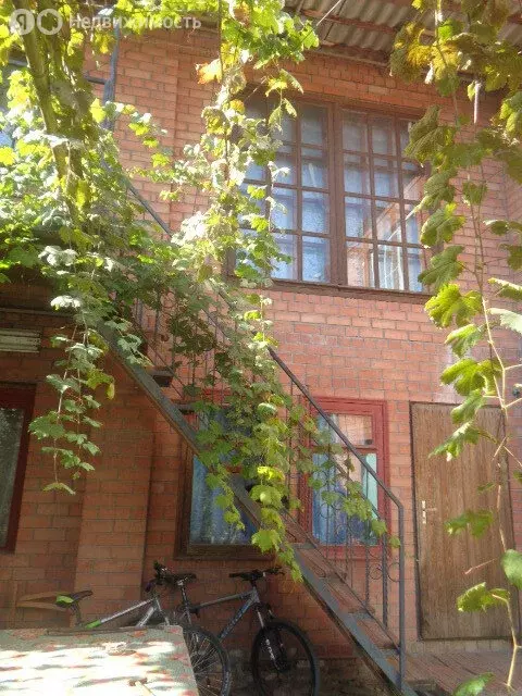 Дом в Ейск, улица Советов (430 м) - Фото 1