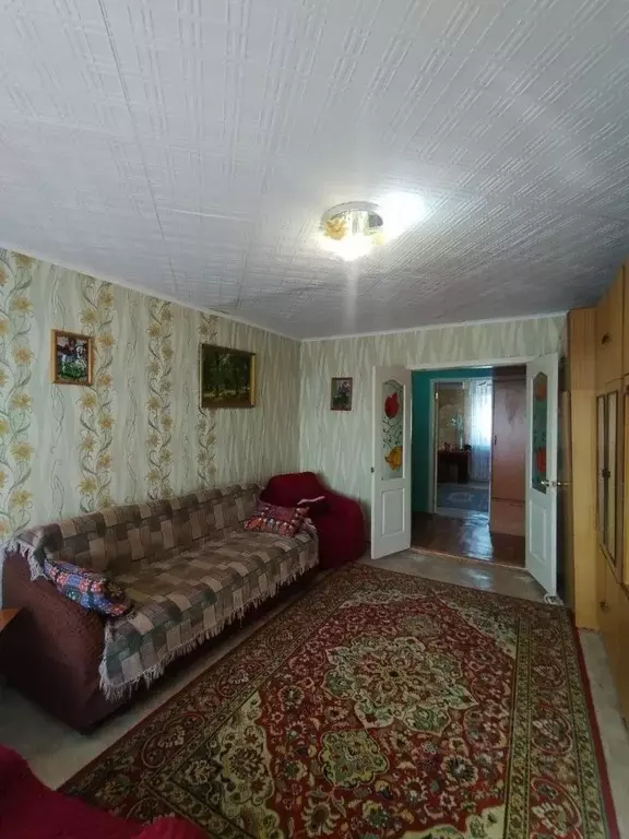 3-к кв. Оренбургская область, Бузулук Раздельная ул., 35 (60.0 м) - Фото 1