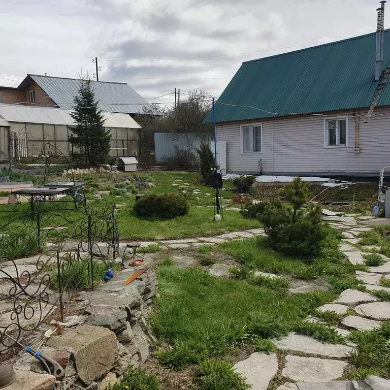Дом в Свердловская область, Ревда ул. Ревдинского Рабочего, 39 (49 м) - Фото 0