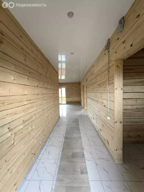 Дом в деревня Карлук, улица Михаила Тюрнева (150 м) - Фото 1