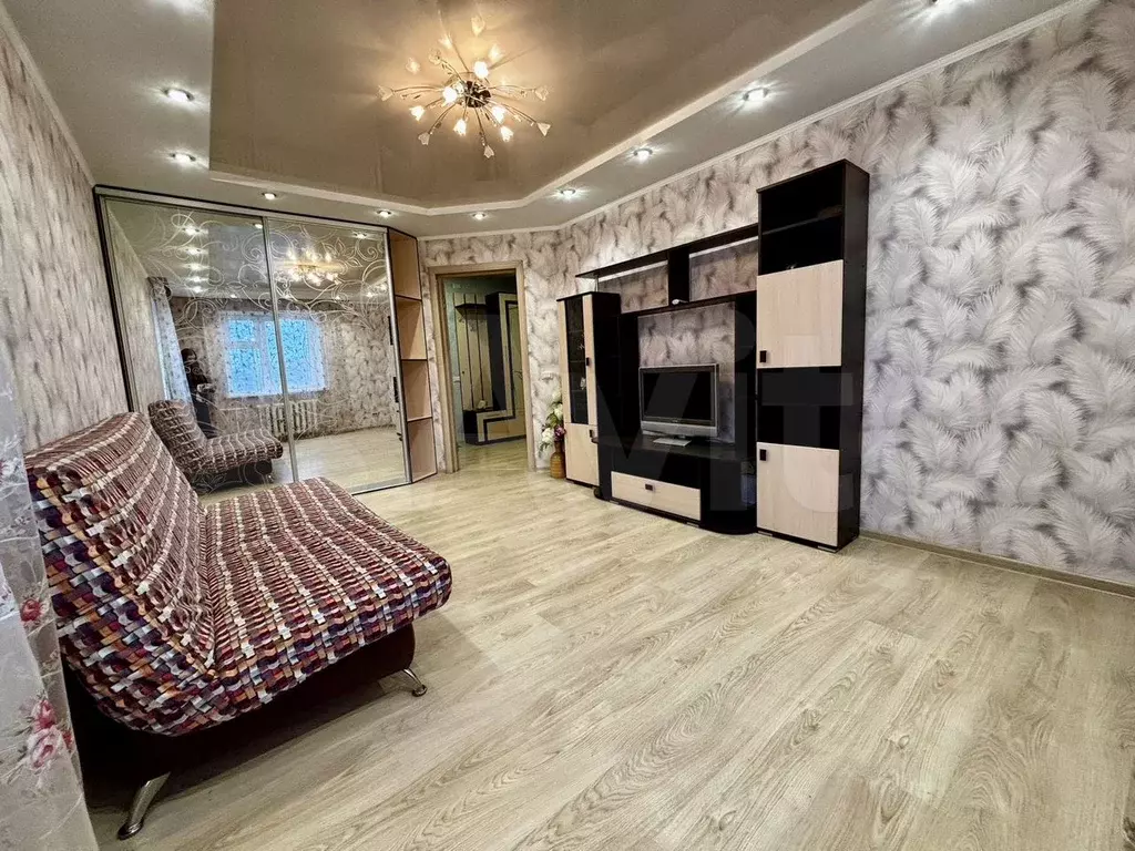 2-к. квартира, 45 м, 9/9 эт. - Фото 0